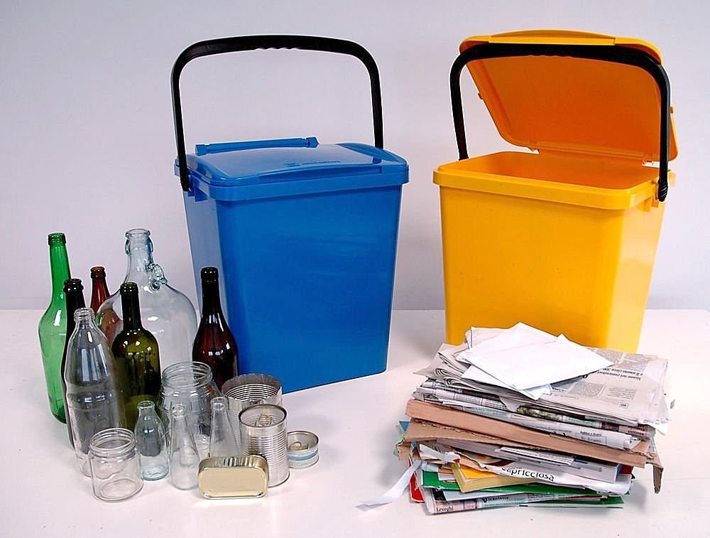 contenitore-per-rifiuti-per-raccolta-differenziata-360081